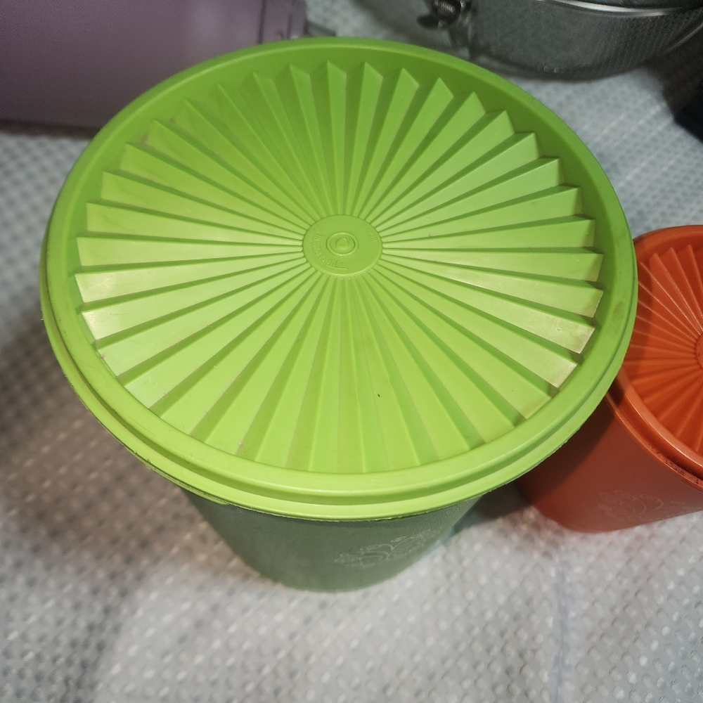 VINTAGE TUPPERWARE EUC SET OF 2 SERVALIER CANISTER ORANGE GREEN - Picture 2 of 9